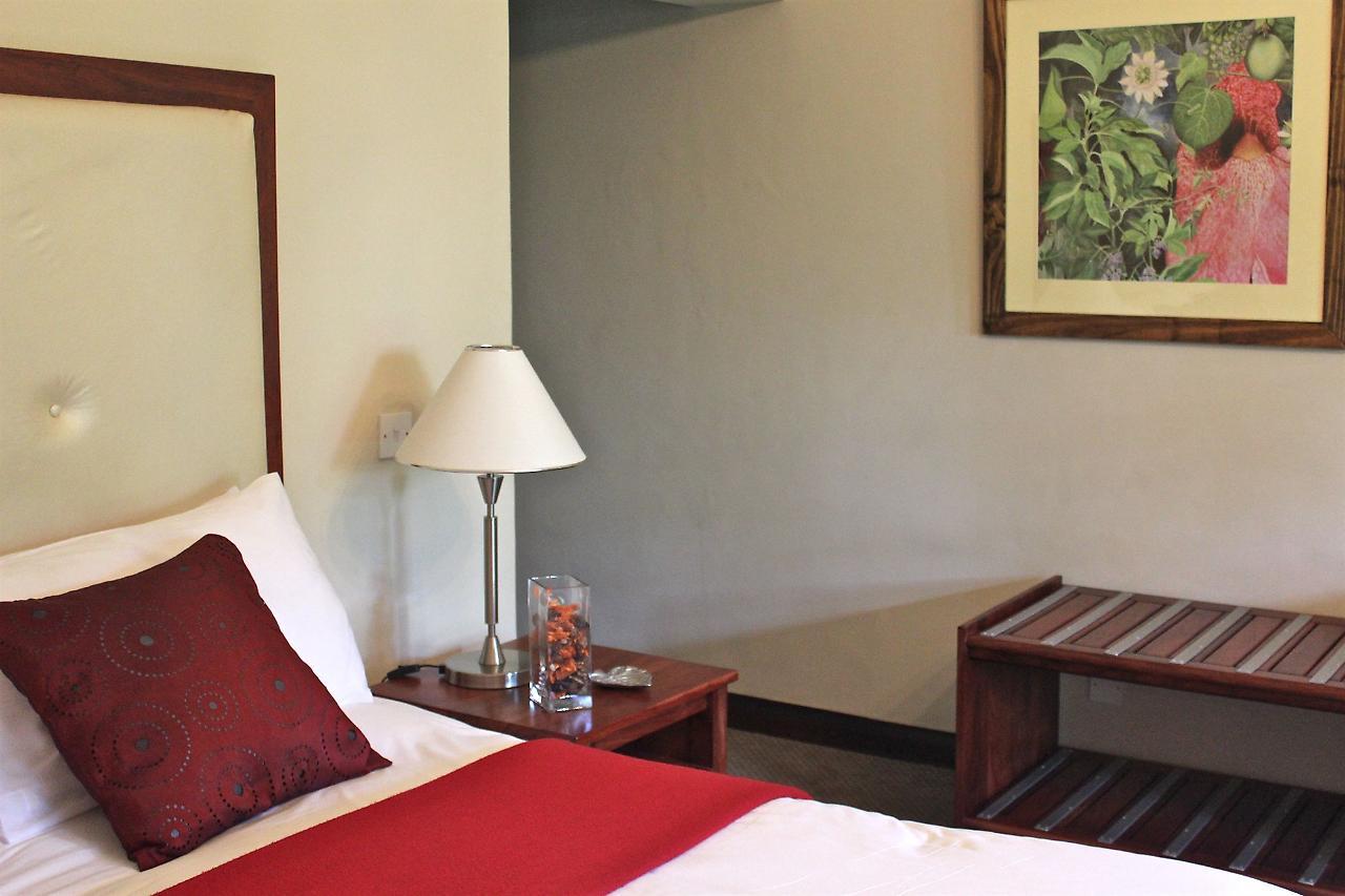 Bronte Hotel Harare Kültér fotó