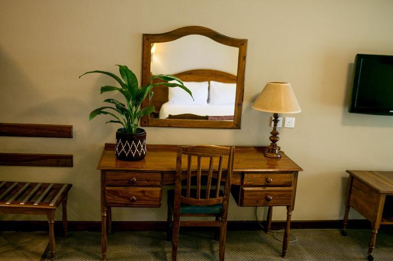 Bronte Hotel Harare Kültér fotó